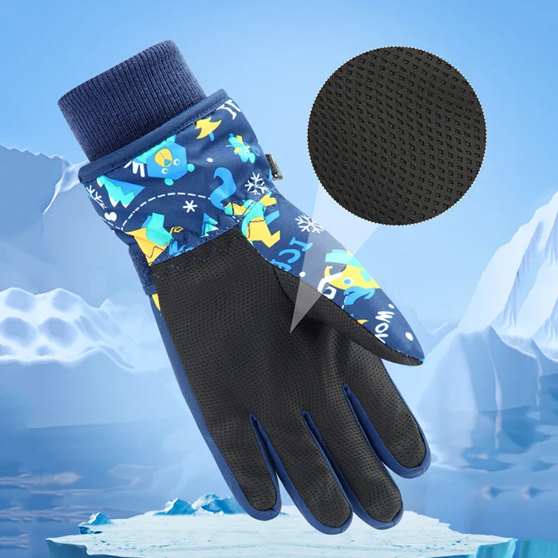 High-Quality Kids Ski Gloves for Winter. Warm, waterproof mittens that keep fingers cozy. Perfect for boys and girls!