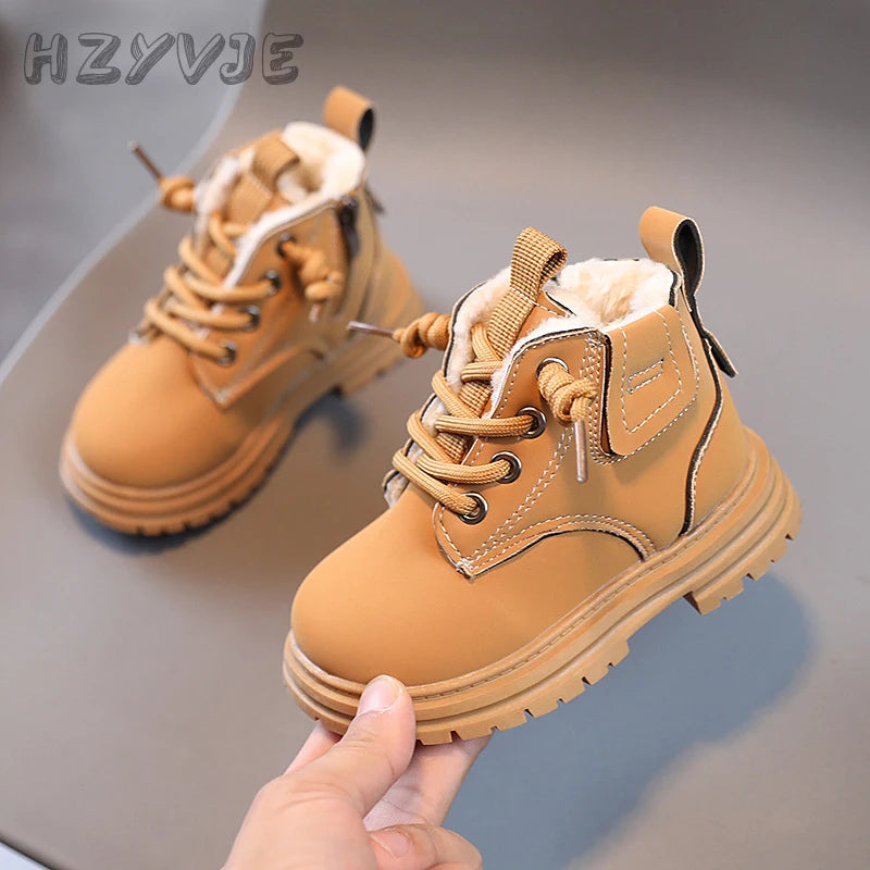 New children's fashion boots featuring thickened leather for boys and girls, with side zippers and solid color for kids casual wear.