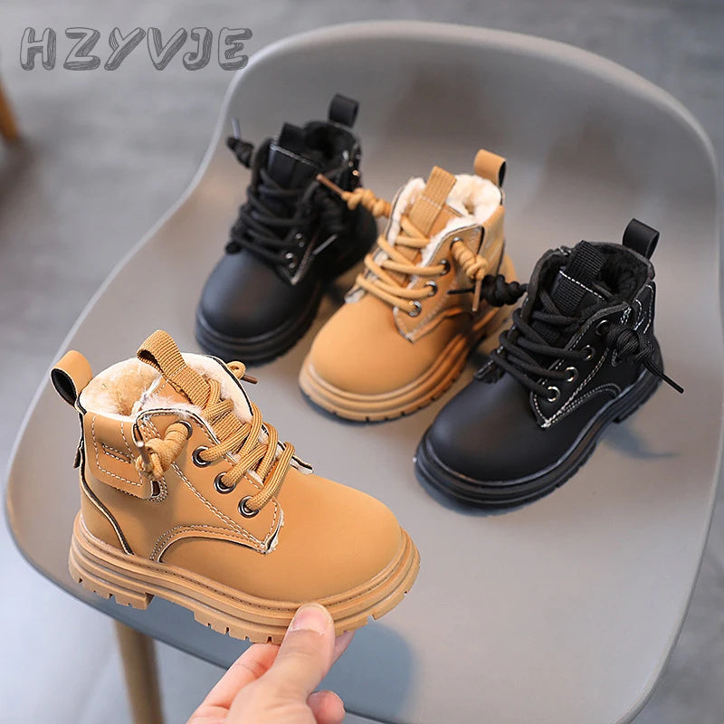 New children's fashion boots featuring thickened leather for boys and girls, with side zippers and solid color for kids casual wear.