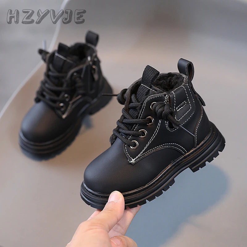 New children's fashion boots featuring thickened leather for boys and girls, with side zippers and solid color for kids casual wear.