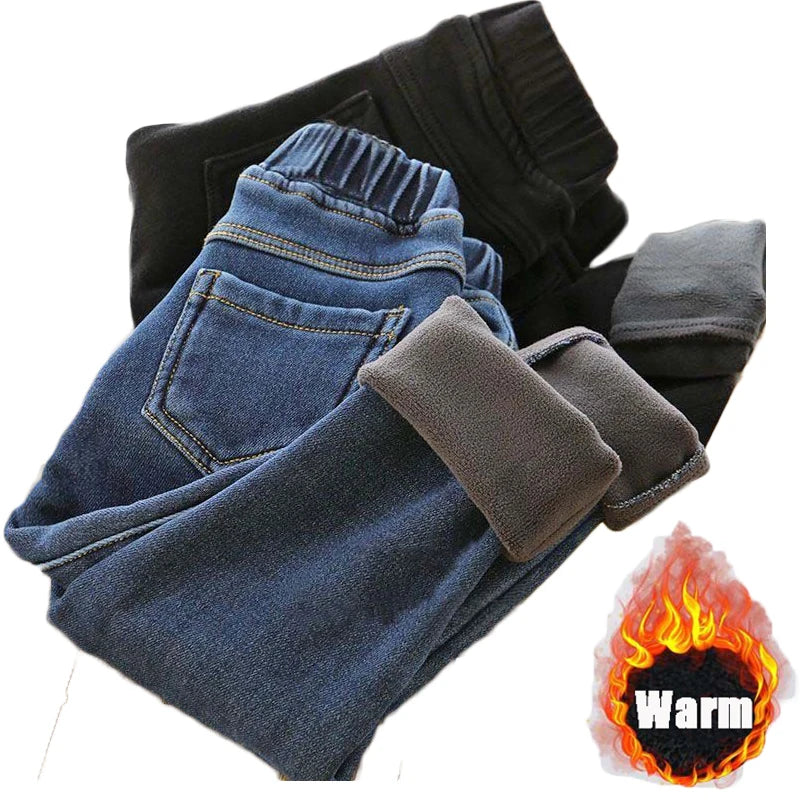 Thick, warm jeans with fleece for babies and kids aged 1-7 years. Perfect for spring, autumn, and winter. Casual denim pants for both boys and girls.