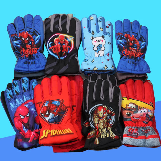 1 pair of warm winter skiing gloves for kids. These outdoor gloves have a fun cartoon design, are windproof, and have thick insulation. They are suitable for boys aged 5 to 14 years.